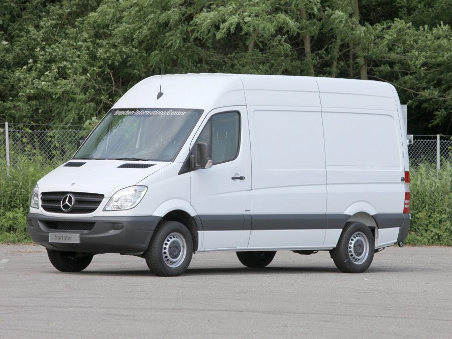  Mercedes-Benz Sprinter High Roof Van 2006 года  (фото 31 из 33)